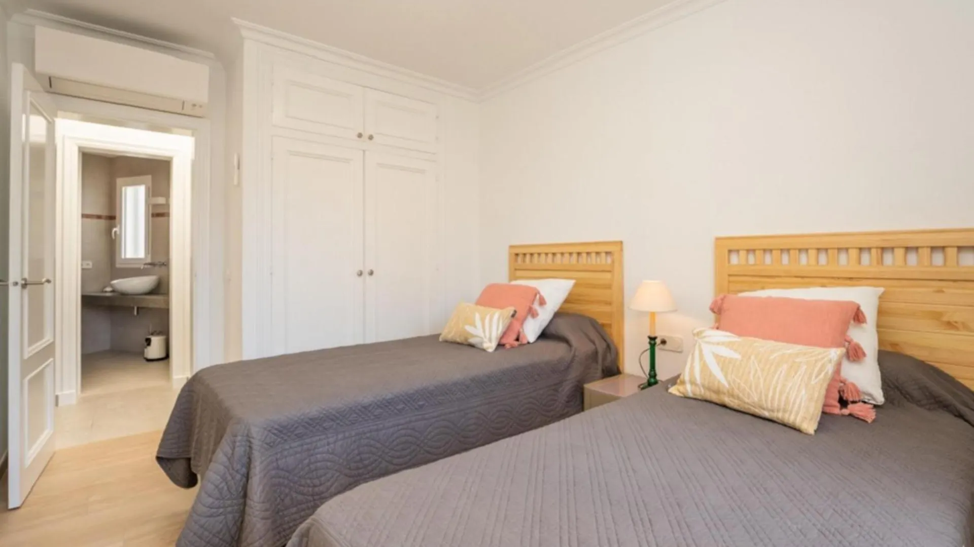 Villa Mila Sant Lluis 0*,  Spain